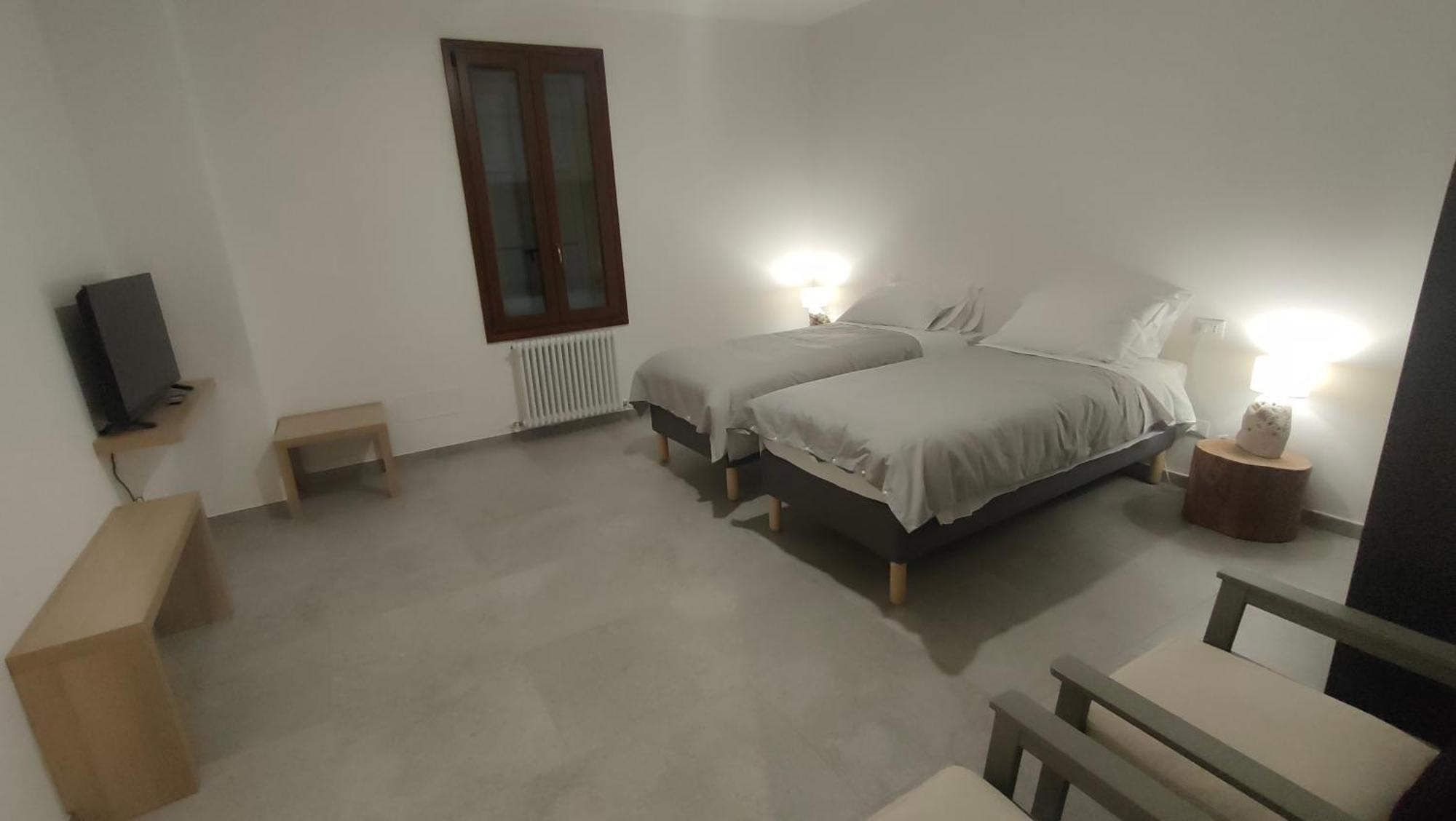La Torre Di Longara Bed & Breakfast Calderara di Reno Exterior photo